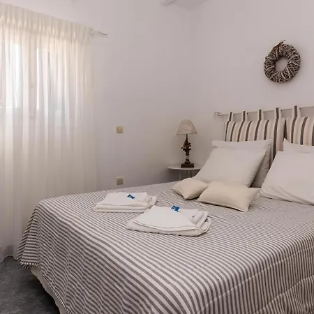 Milos By The Sea Apartment